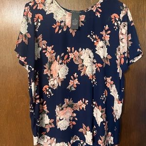 Cute flowery shirt